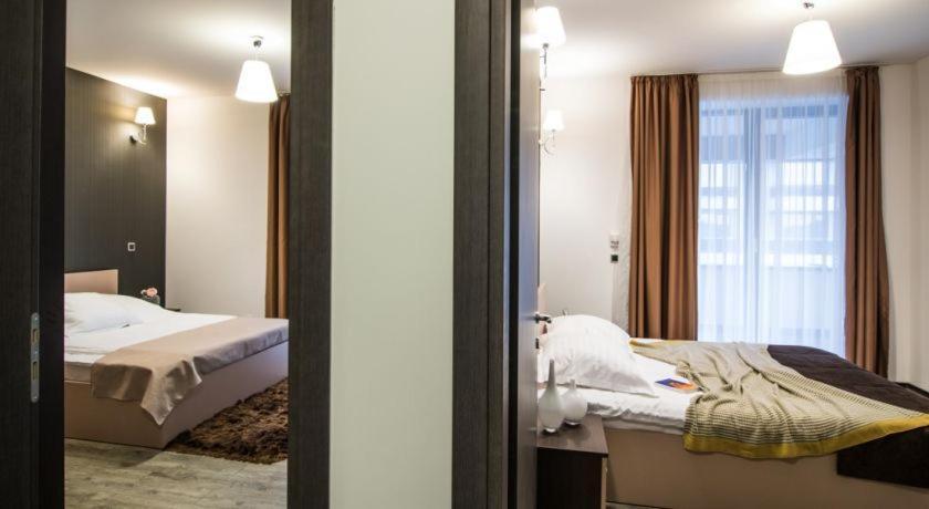 Two-Bedroom Apartment,1403156627:JPEG